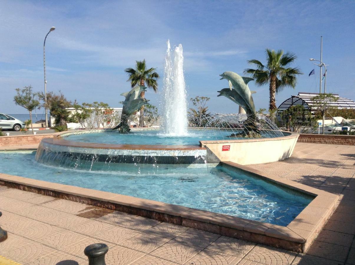 Le Vina Del Mar Bloc B Apartment Menton Luaran gambar