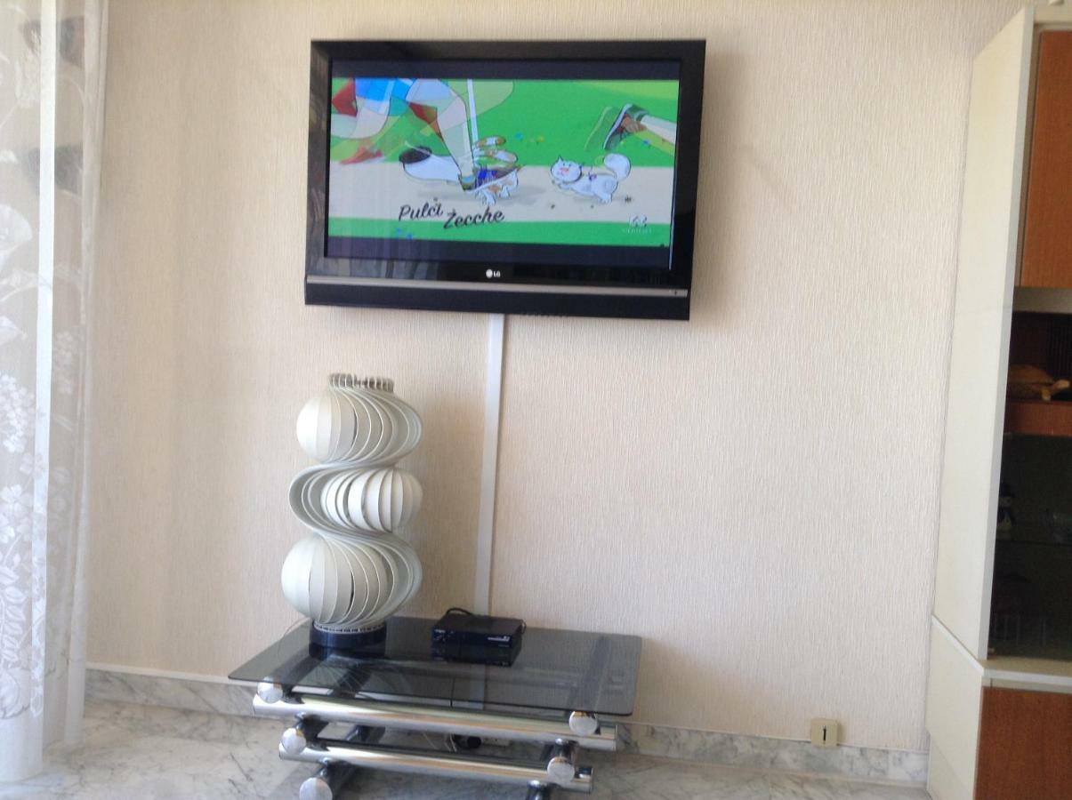 Le Vina Del Mar Bloc B Apartment Menton Luaran gambar